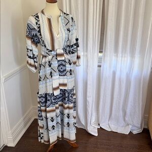 Sofia Made in Italy belted midi dress